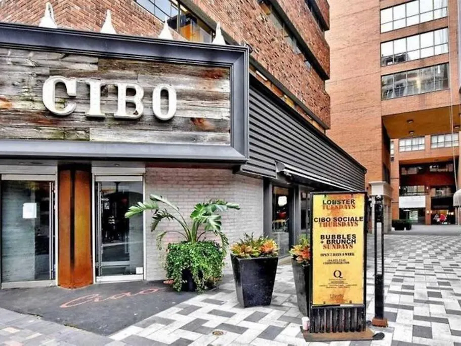 Apartment Entire Condo Downtown Toronto + Gym - Yorkville